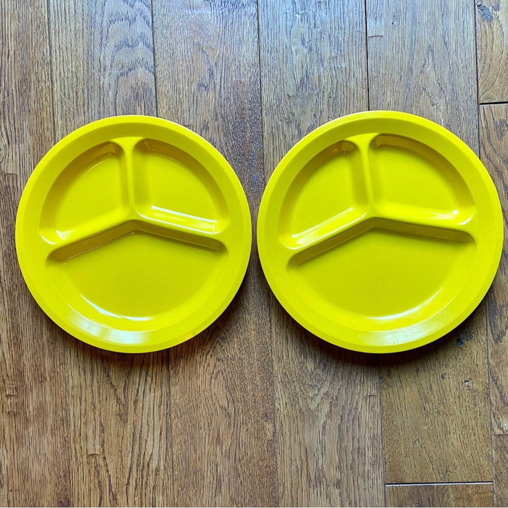 Vintage Melmac Plates DALLAS WARE Divided 3-Section 11” Bright Yellow